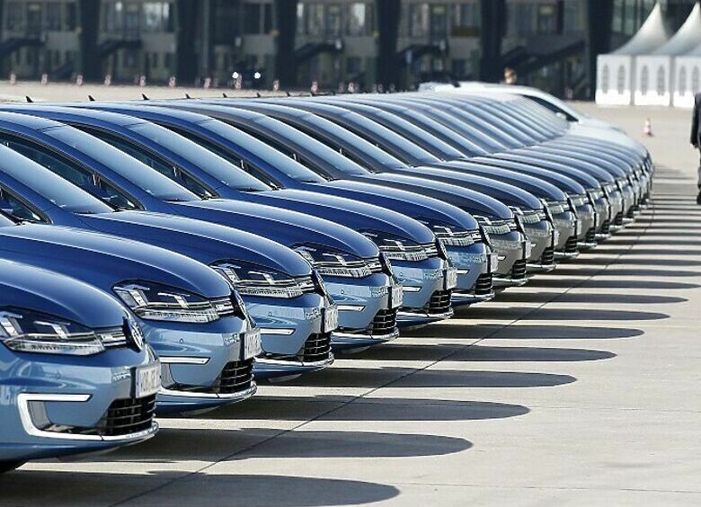 Изображение Volkswagen увольняет 23 000 сотрудников