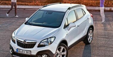 В России отзывают дымящиеся кроссоверы Opel Mokka