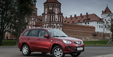 Chery распродает кроссоверы Tiggo FL по беспрецедентно низким ценам