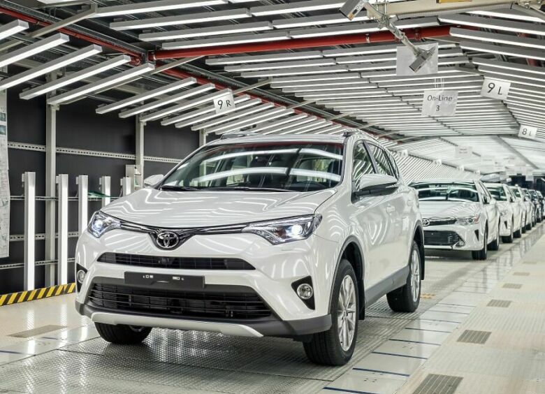 Изображение В Санкт-Петербурге стартовало производство обновленной Toyota RAV4