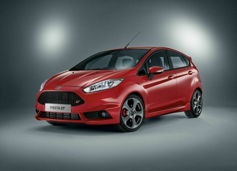 Изображение Ford Fiesta ST: теперь в пятидверном кузове