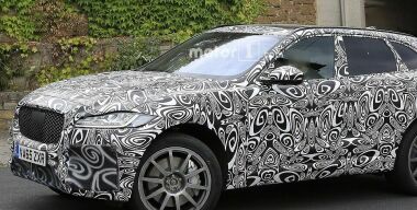 Jaguar готовит супермощную версию кроссовера F-Pace