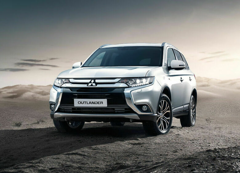 Изображение Mitsubishi Outlander подешевел на 100 000 рублей