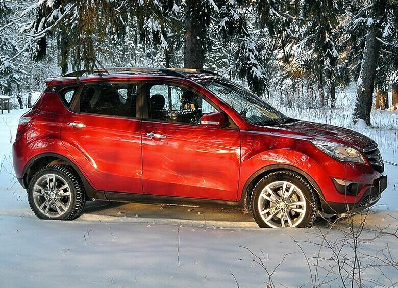 Изображение Новая версия кроссовера Changan CS35 появится в июне