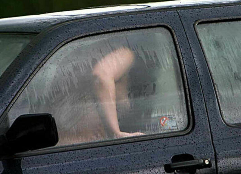 Изображение Даже за добровольный секс в машине можно «сесть» на 15 лет