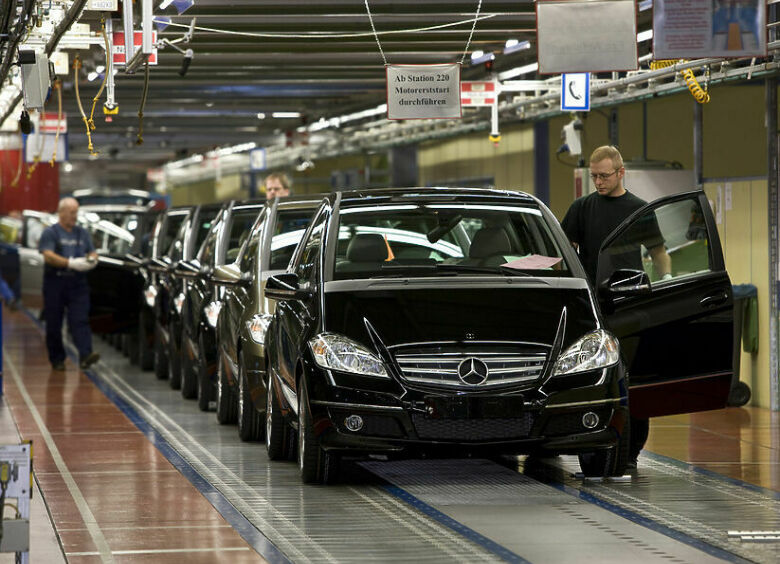 Изображение Mercedes-Benz начнут собирать в Подмосковье уже через пару месяцев 