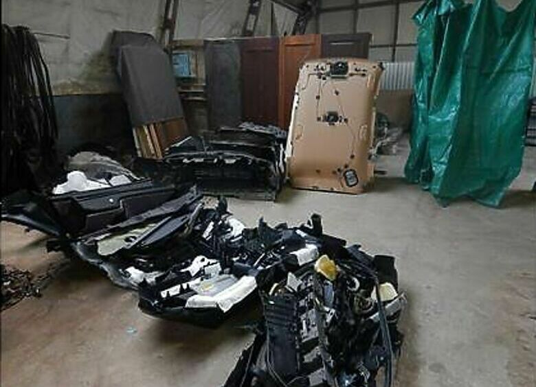 Изображение Полиция «накрыла» крупную мастерскую по разборке ворованных авто