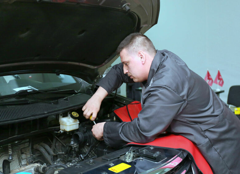Изображение Как ремонтируют китайские автомобили в России