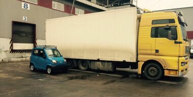 Bajaj Qute: первый российский тест-драйв самого дешевого автомобиля в мире