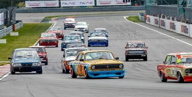 Гонки на «Жигулях»: четвертый сезон Moscow Classic Grand Prix