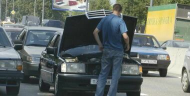 Почему летом «кипят» даже новые машины