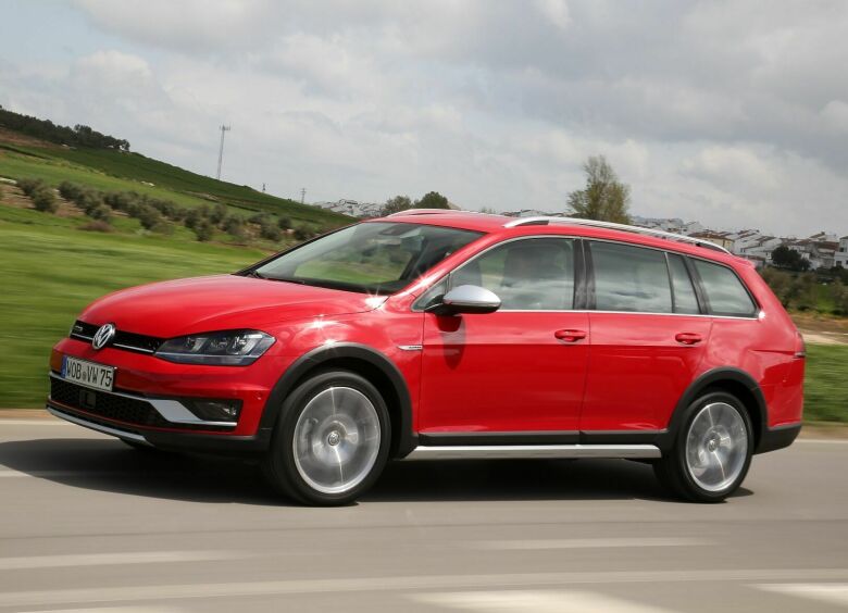 Изображение Volkswagen показал «внедорожный» Golf Alltrack