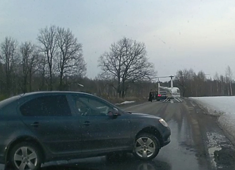 Изображение В Нижегородской области вертолет священников перекрыл дорогу под прикрытием ФСБ