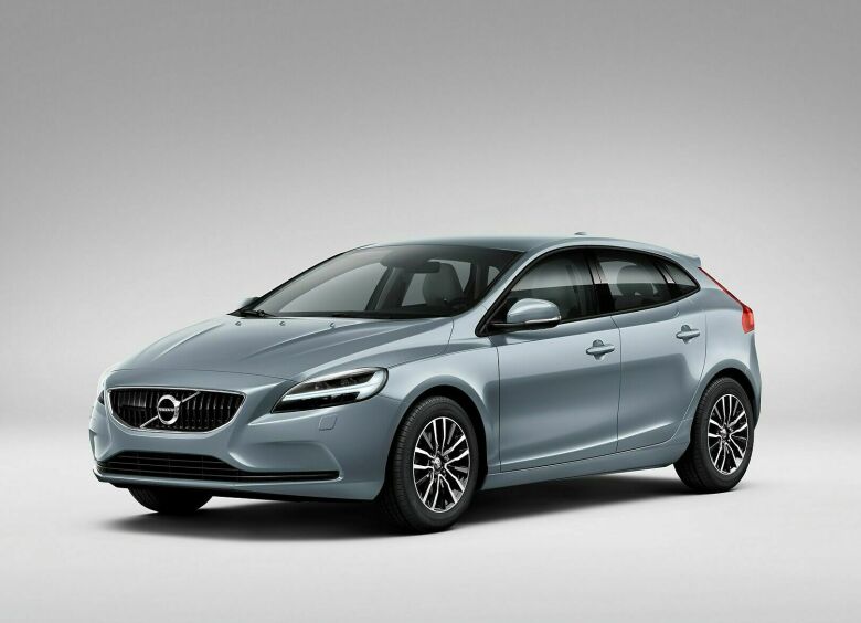 Изображение Volvo рассекретила обновленные V40 и V40 Cross Country