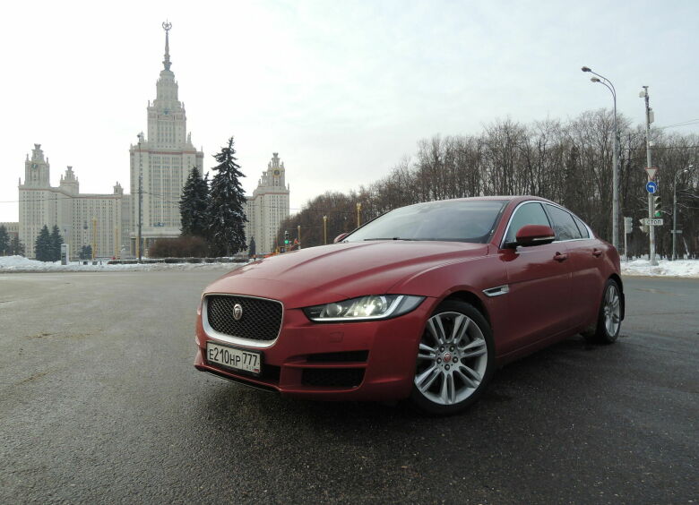 Изображение Jaguar XE vs Mercedes C-klasse, Audi A4 и BMW 3-й серии