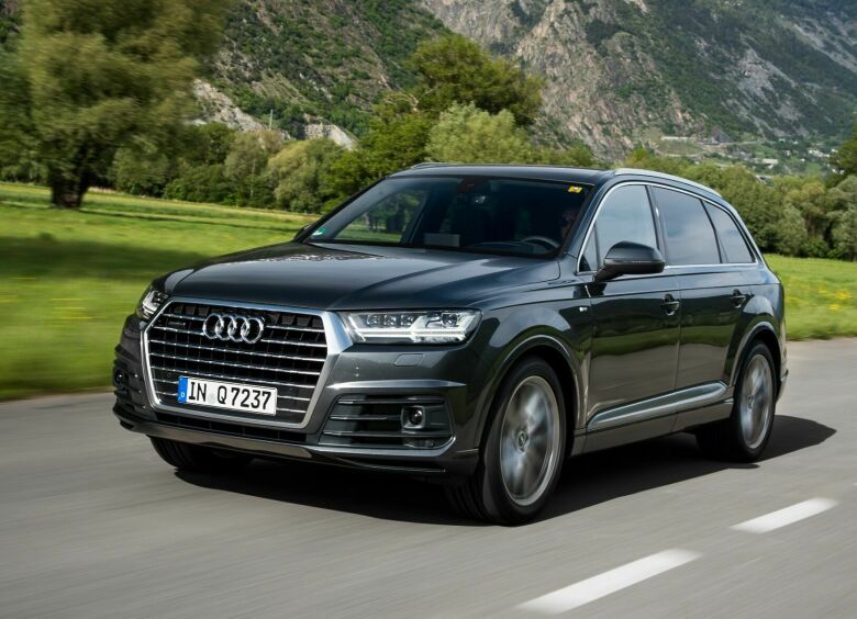 Изображение Audi Q7 теперь можно купить на 300 000 рублей дешевле