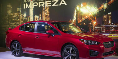 Опубликованы первые фото нового поколения Subaru Impreza