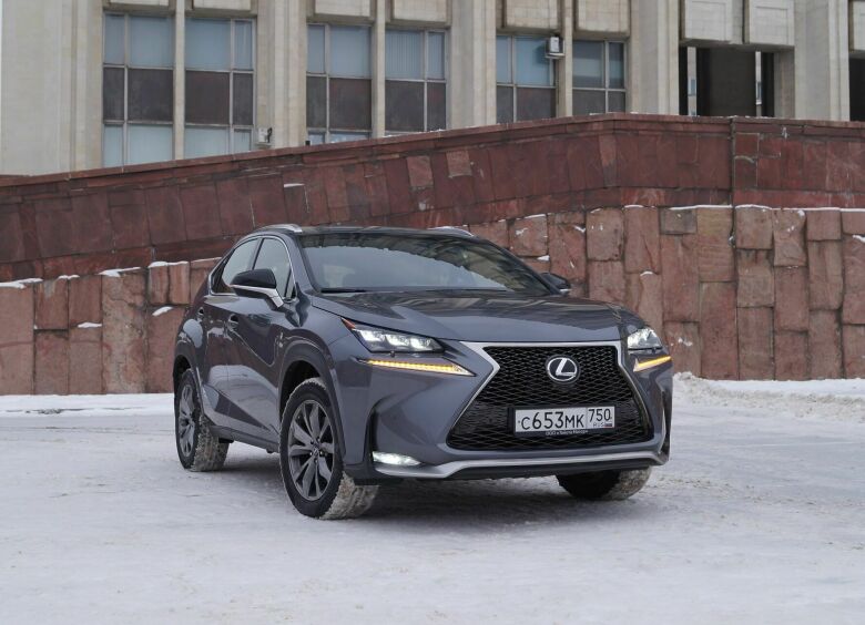 Изображение Тест-драйв Lexus NX 200 t: теперь действительно едет