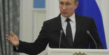 Путин снизил штрафы для дальнобоев в 90 раз