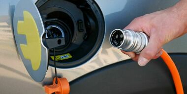 Сколько электромобилей продано в России