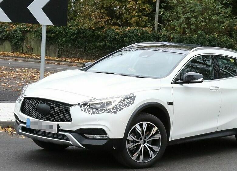 Изображение Шпионские фото Infiniti QX30 без камуфляжа