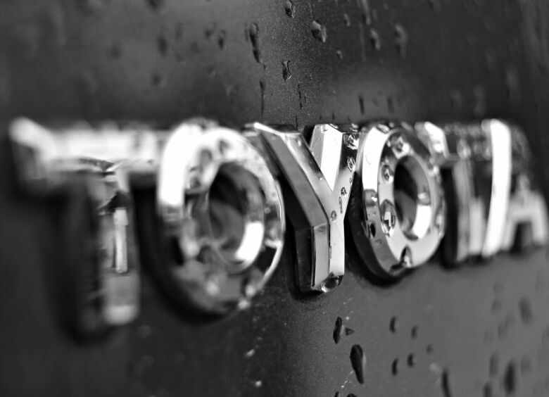 Изображение  Toyota откажется от бензиновых машин