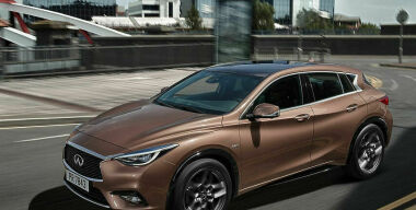 Когда Infiniti Q30 будет продаваться в России