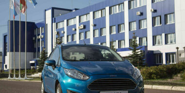 Ford увольняет сотрудников и закрывает заводы в России