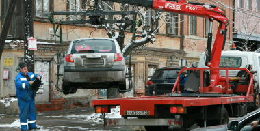 Эвакуаторщики наживаются на больных детях