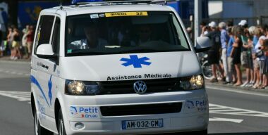 Лобовое столкновение автобуса и грузовика унесло 49 жизней