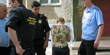 Когда начнут лишать «прав» за  брошенный окурок