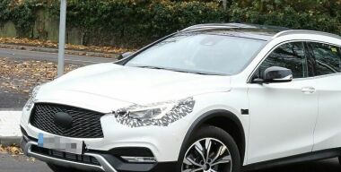 Шпионские фото Infiniti QX30 без камуфляжа