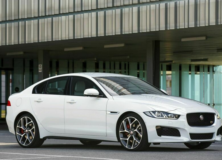 Изображение На старте продаж Jaguar XE будет продаваться со скидкой