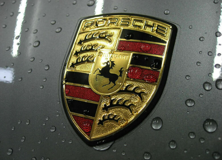 Изображение Porsche остановил поставки машин в Россию