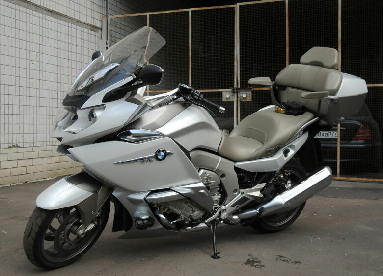 Изображение BMW K1600 GTL Exсlusive: «гантеля» для дальних дорог