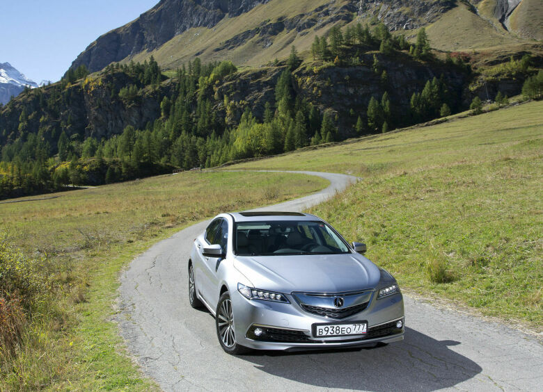 Изображение Acura TLX: парадный выход