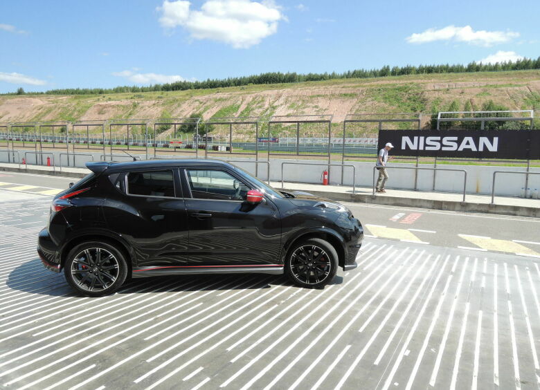 Изображение Nissan Juke Nismo RS «сгорел» на пятом круге KazanRing