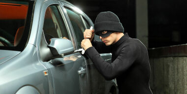 Названы самые угоняемые авто в России