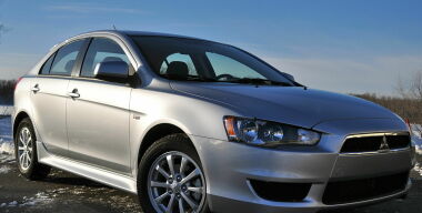 У Mitsubishi Lancer и Outlander XL сами собой отключаются фары