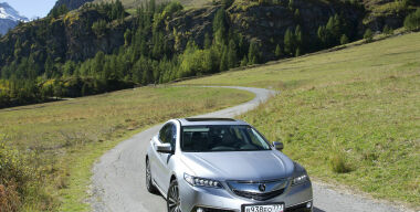 Acura TLX: парадный выход