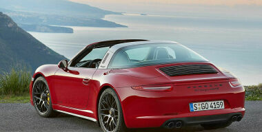 Porsche 911 Targa 4 GTS: назад в 70-е