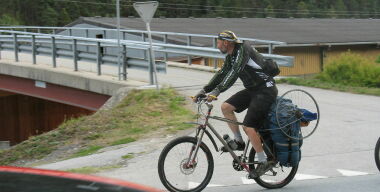 Почему велосипедисты все чаще попадают под колеса
