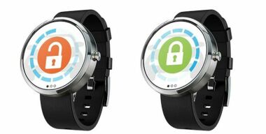 Машину защитят от угона «умные часы»