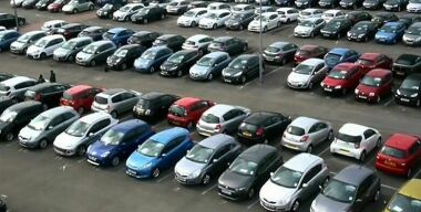 Почему новые авто пока еще продаются в России