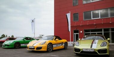 Как и где в России учат правильно водить Porsche