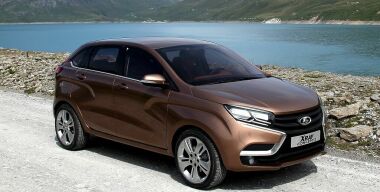 АВТОВАЗ назвал конкурентов кроссовера LADA XRAY