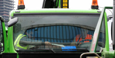 Как будут возвращать деньги за незаконно эвакуированные авто