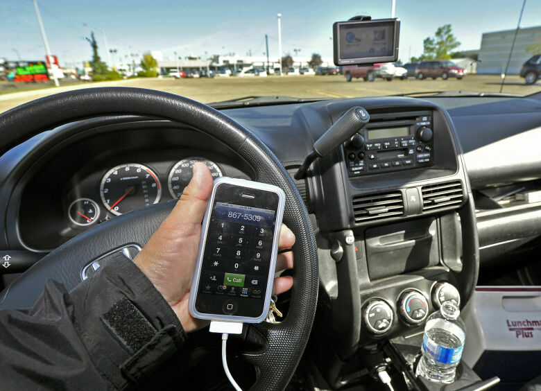 Изображение Определены самые безопасные телефоны для авто