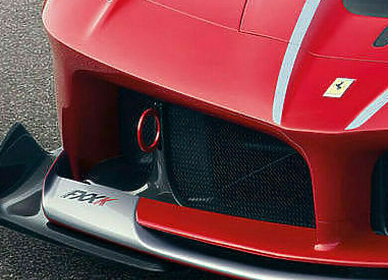 Изображение LaFerrari FXX K дебютирует на треке