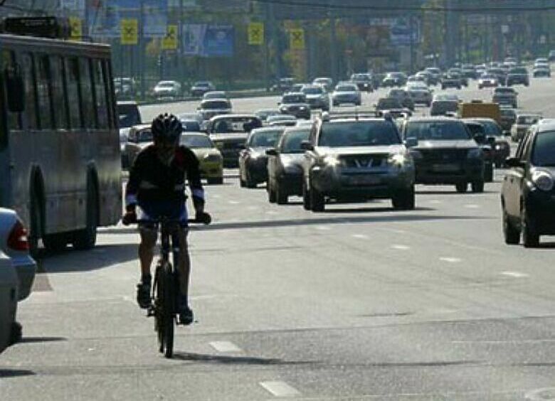 Изображение Велосипед в России: здоровый образ жизни или дорога к смерти